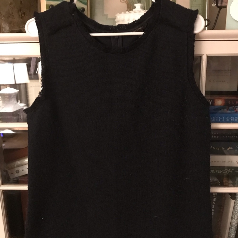 Banana Republic sleeveless, Size L, Navy